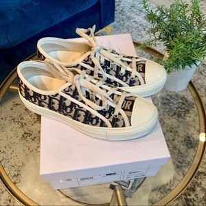 DIOR WALK N SNEAKER IN NAVY OBLIQUE! SZ 37!